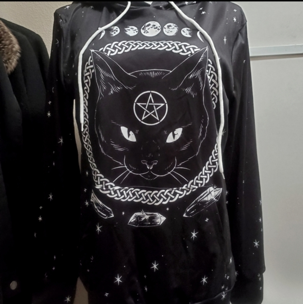 NWT Women's Goth/Witchcraft Black Cat Hoodie